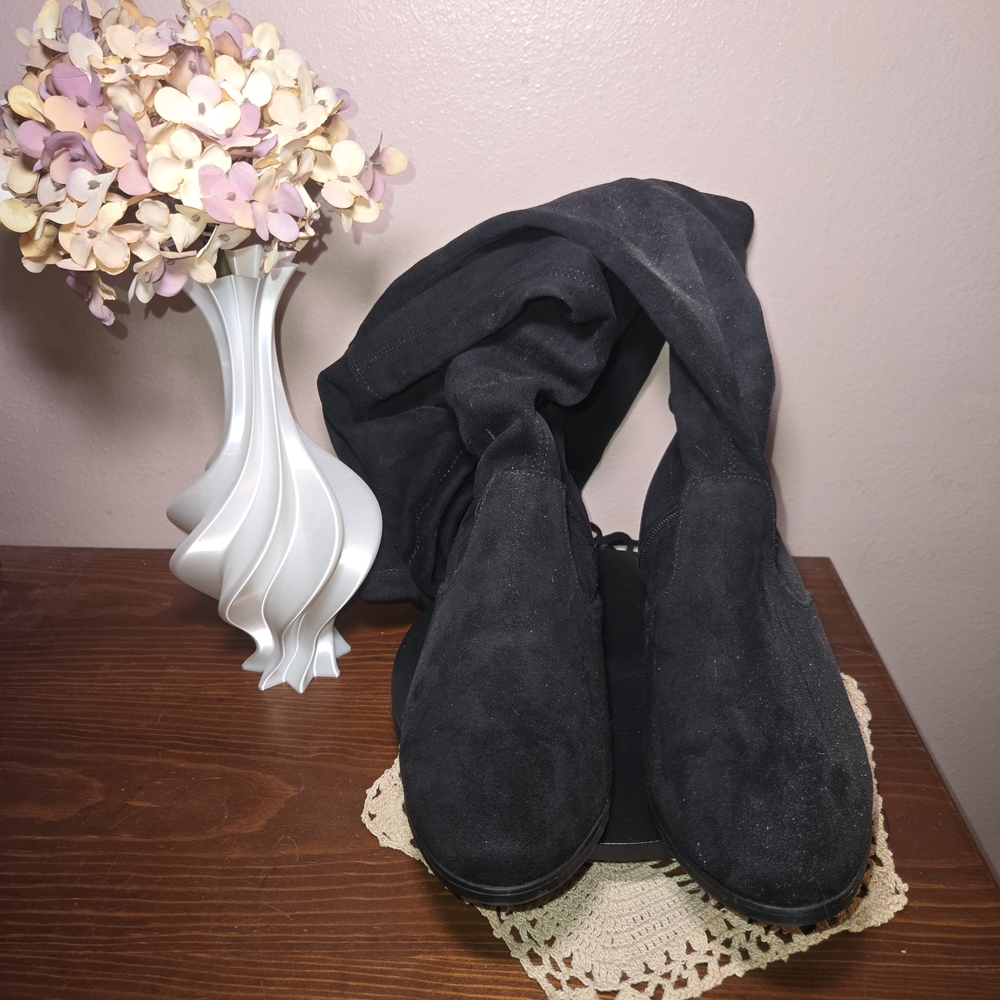 Black NWOT Over the Knee Boots